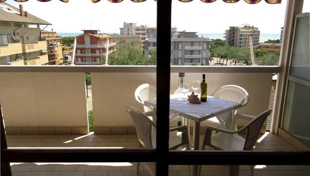 Comfy Flat for Four-beahost - Foto 4, Balcón