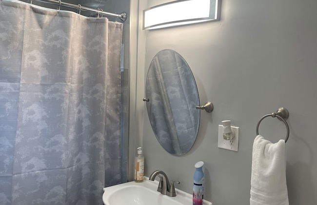 Newly Renovated 2 floor Getaway - Foto 35