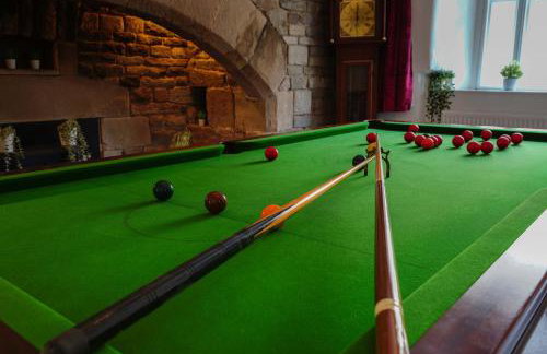 Bulls Head Historic Home With Garden And Hot Tub - Photo 3