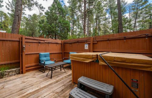 Roadrunner - Cozy Cabin - Whirlpool and Hot Tub - Foto 20