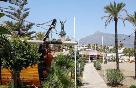 by RIVA - Spectacular Studio in Medina Garden of Puerto Banus - Foto 30