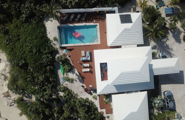 Touch Of Class Cottage: Beachfront Oasis - Foto 20