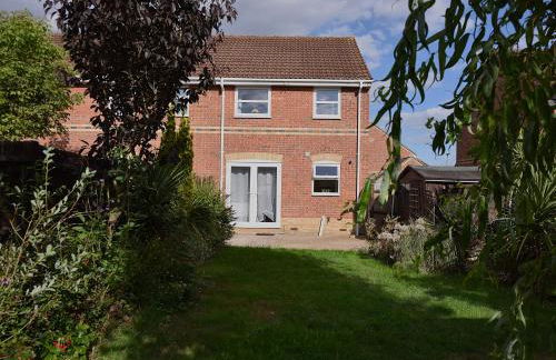 Highwoods Haven Luxury Stay with Garden and Parking - Foto 33