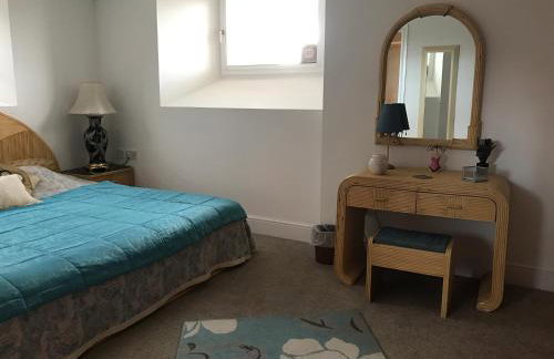 Scardroy Homes Inverness - Central 2 Bedroom with Parking WiFi Smart TVs Sleeps up to 6 - Foto 15