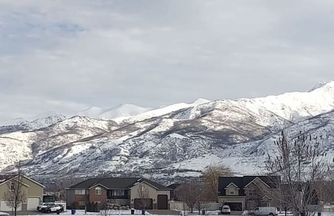 Farmington Gem 6BR Private Fenced Yard Sleeps 15 - Foto 27