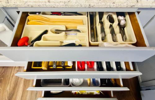 Family friendly, 3 bedroom house, with king bed for up to 15 - BBQ - Internet - jet tub - Foto 27