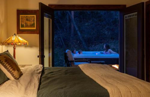 Mountain Cabin with Hot Tub, Scenic Views, Fire Pit, by Forest & Peak Retreats - Foto 20