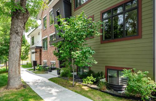 Your Downtown Urban Sanctuary - Walk to EVERYTHING - Foto 27