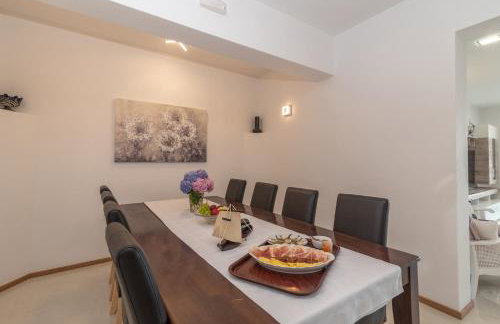 Villa Confido - Luxury 3BR Apartment with Private Pool near Trogir - Photo 10