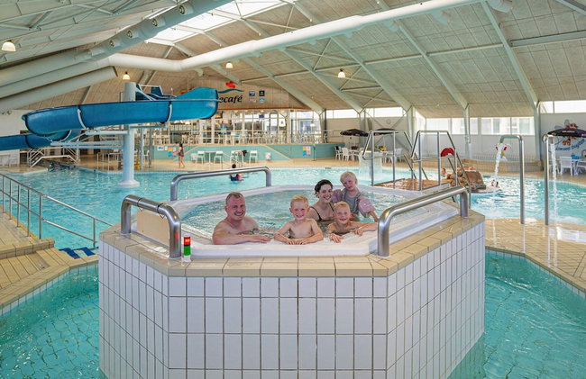 8 Person Holiday Park Home in Lokken - Foto 3