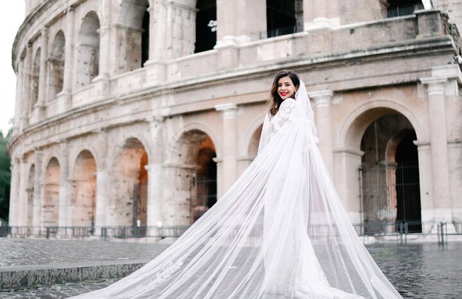 Wedding Honeymoon Photoshoot in Rome - Photo 35