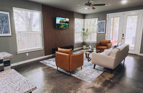 Hot Tub Deck BBQ Grill Patio Dog Friendly - Foto 10