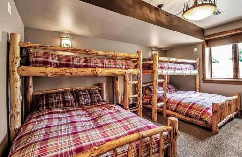 Luxurious Chalet! Hot-tub, Bonfire & Ideal Location for Skiing & Town - Foto 21