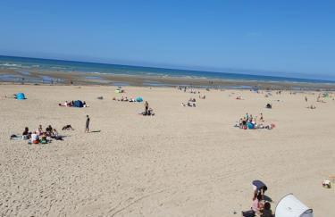 Les Obiones, vue latérale mer, Fort Mahon Plage, magnifique studio cabine 4p, avec balcon , parking privé gratuit, wifi, classé 2 étoiles, exposition plein sud en Baie de Somme - Foto 29