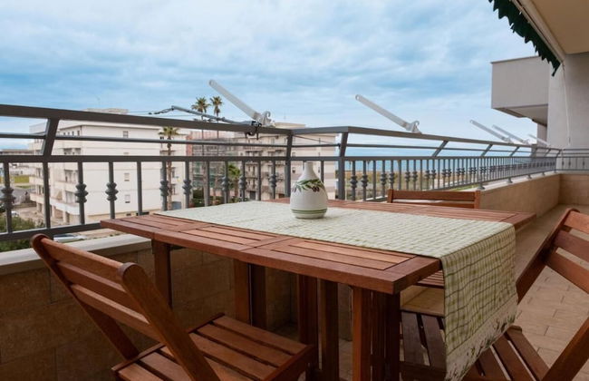 Charming Margherita di Savoia Apartment With Sea Views - Photo 18