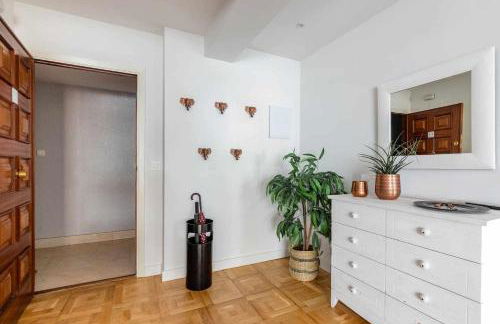 New Amara Suite Friends & Families Parking - Foto 5