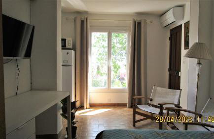 NICE - STUDIO indépendant en VILLA - Mer ville calme jardinet - Foto 7
