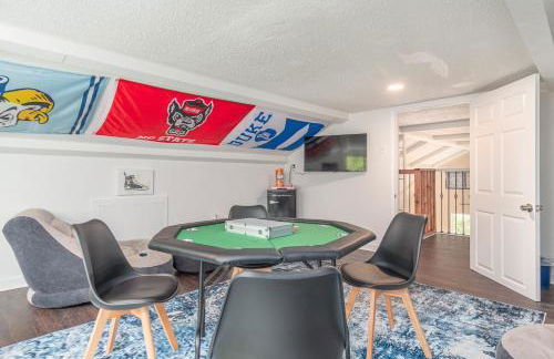 Renovated Barn in the Woods with Hot Tub - Foto 32