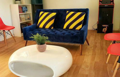 Retro Casita on the River! only 1 min to SNP gate! Riverfront with swimming - Foto 30
