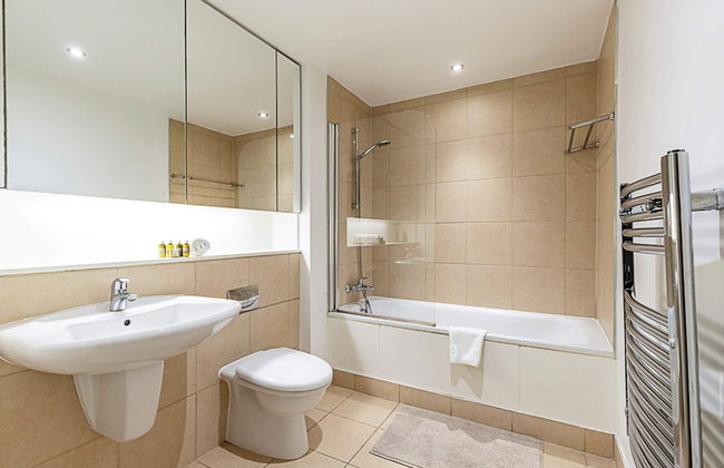 Spacious Modern Flat in Chelsea Harbour - Foto 16