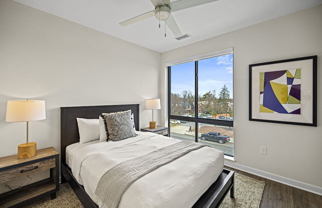 Placemakr Cathedral Heights - Photo 34