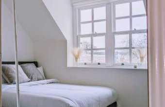 Sterling Stylish 2 bedroom Central Modern Apartment - Photo 6