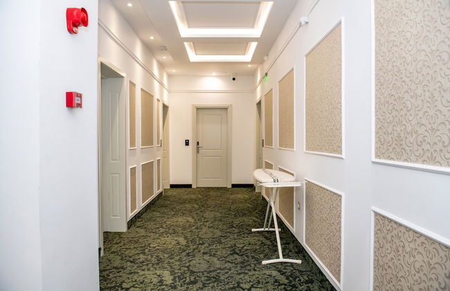 Agora Boutique - Photo 70