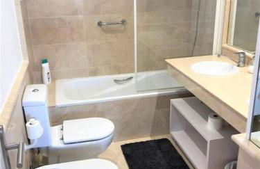 Modern apartment with pool on the beachfront in Marbella by SharingCo - Photo 58