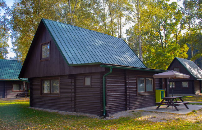 4 bedroom House in Hradec Kralove with garden - Photo 1