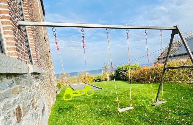 Elegant Hillside Mansion - Photo 31