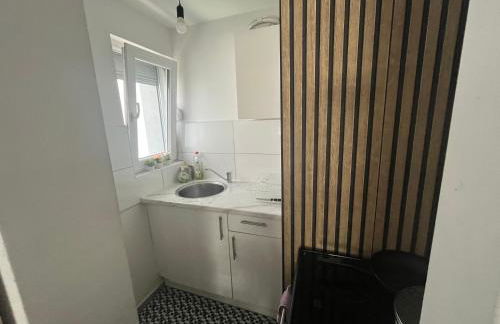 2 Rooms Apartment in Stuttgart Obertürkheim - Foto 7