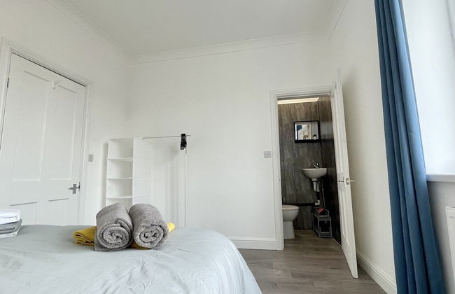 Worksop Newly Refurbished 3-bedroom House - Foto 7