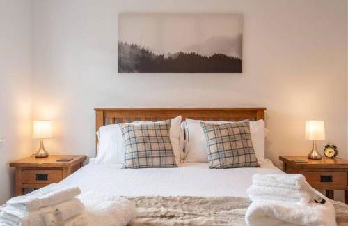 Stylish & Modern Apartment - Photo 12