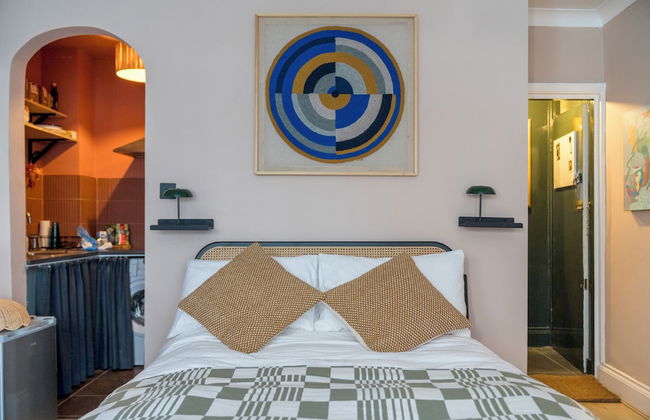 Charming Studio moments from Portobello - Photo 1