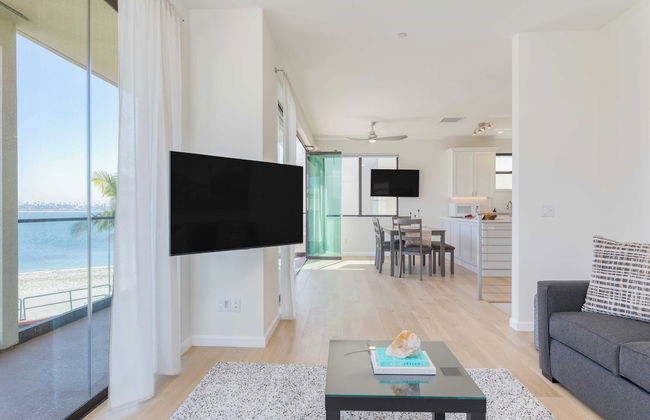 Catamaran by Avantstay 50ft to Beach + Views - Foto 9