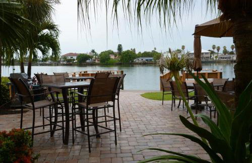 Treasure Island Beach, FL Waterfront Condo Located Steps away from the Intracoastal Waterway - Photo 4