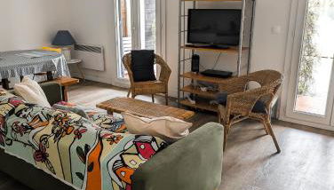 Le Mas de la Palmeraie - Appartement dans propriété privée au calme avec piscine et tennis - Foto 5