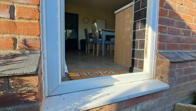 Sizeable 4 bed property on Huntingdon Ring road - Foto 2