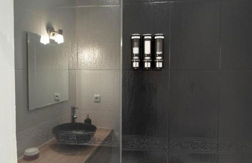 Acogedor y Familiar Central Guggenheim Bilbao - Foto 27