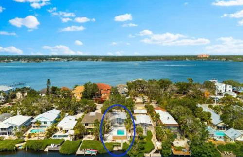 Blue Lagoon Hideaway 3BR Coastal Chic Retreat - Foto 35