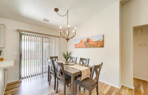 3 Mi to Old Town Cottonwood Sunny Home with BBQ - Foto 4