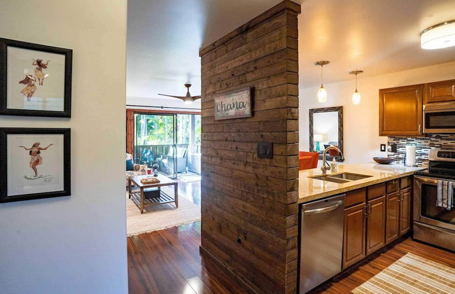 Tropical & Serene Garden Vistas - Photo 12