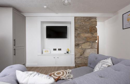 City Centre 1 bed Georgian flat with courtyard - Photo 10