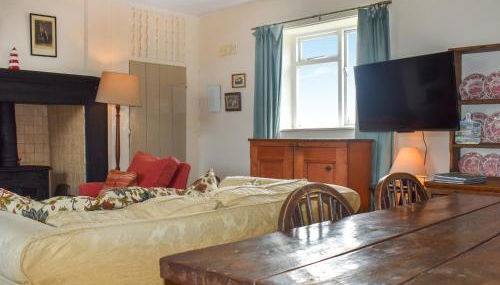 High House - Photo 5