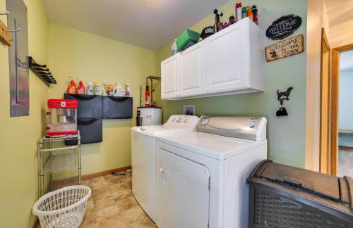 Family Nature Escape! South Branch Haven with Deck - Foto 13