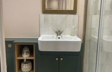 The Hideaway - 1 bed apartment in central Brighton - Foto 15