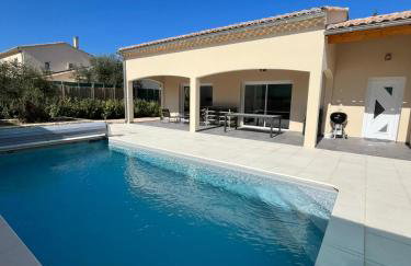 Villa Solis à proximité des Gorges de l'Ardèche - Photo 1