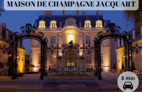 Le Cocon de Reims family and free parking - Foto 24