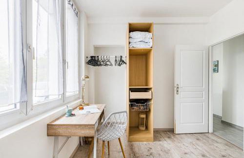 Le Steel-Appart Cosy-Parking-WIFI-NETFLIX - Foto 5