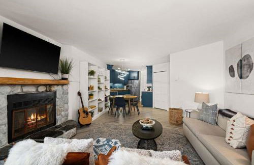 Fully updated condo ski in ski out hot tub pool - Foto 2